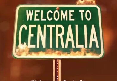 ????Centralia: A Cidade que Nunca Deixa de Queimar – A História de uma Cidade em Chamas por 60 Anos e Contando.

Você pode imaginar uma cidade nos EUA que está pegando fogo há 60 anos e vai continuar queimando pelos próximos 250? Bem-vindo a Centralia. Localizada no coração da região de mineração de carvão da Pensilvânia, essa pequena cidade é cheia de minas de carvão e todos os anos é totalmente incinerada antes do Dia de Finados.

Crédito ???? Fonte: @geoglobe_tales
・・・
The Town on Fire for 60 Years ???? Centralia ????Pennsylvania

Não se esqueça de: 
♡ ㅤ  ❍ ㅤ ㅤ ⎙ㅤ ㅤ  ⌲
curtir comentar    salvar     compartilhar 
Siga @geolugrafia para mais atualizações! 

#arquitetura #arquitetura #arch #archviz #archlovers #arquiteto  #fotografiadearquitetura #amantesdaarquitetura #arquitetônico #archidaily #archdigest #designdearquitetura #design #DesigndeInteriores #designdecasa #designgráfico #paisagem #arquiteturapaisagística #fotografiadepaisagem #geografia #geo #geography #education #educação #word #photography #edukasi #photooftheday #photo
